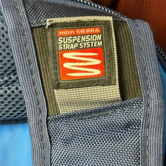 High Sierra Elite Backpack Airflow Cooled Back Suspension Strap Navy Blue - Picture 10 of 10